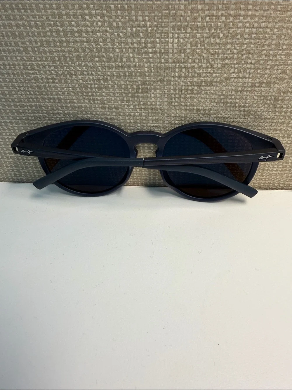 Maui Jim Kiawe MJ809-03S Blue Black Wood Grain Sunglasses 53-20-145 Italy